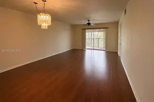700 SW 128th Ave, Pembroke Pines, FL 33027 - Photo 7