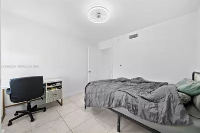 515 SW 3rd St #6, Miami, FL 33130 - Photo 9