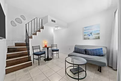 515 SW 3rd St #6, Miami, FL 33130 - Photo 1