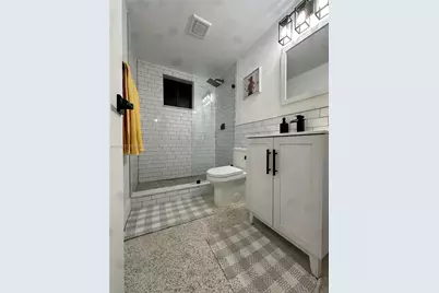190 NW 69th St #6, Miami, FL 33150 - Photo 3