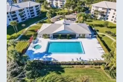 3526 Whitehall Dr #302, West Palm Beach, FL 33401 - Photo 7