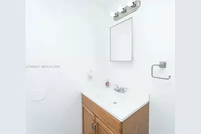 576 NW 114th Ave #203, Sweetwater, FL 33172 - Photo 5