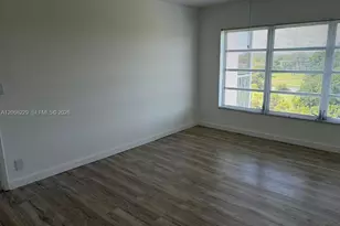 3050 N Palm Aire Dr, Pompano Beach, FL 33069 - Photo 9