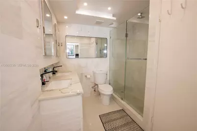 401 Ocean Dr #303, Miami Beach, FL 33139 - Photo 13