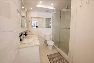 401 Ocean Dr, Miami Beach, FL 33139 - Photo 13