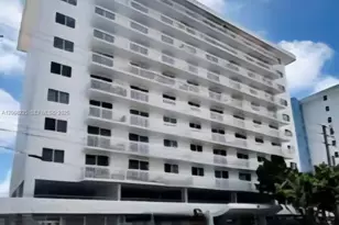 401 Ocean Dr, Miami Beach, FL 33139 - Photo 21
