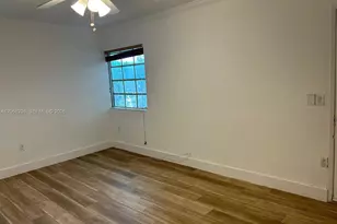 1605 Lenox Ave., Miami Beach, FL 33139 - Photo 7