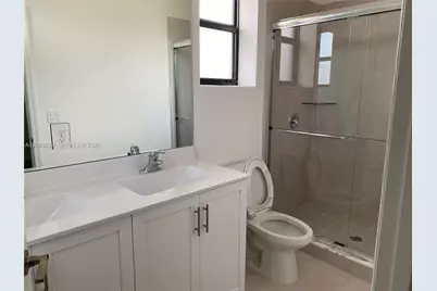 20672 NE 7th Pl #20672, Miami, FL 33179 - Photo 3