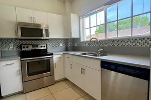 3824 SW 48th Ave, Hollywood, FL 33023 - Photo 3