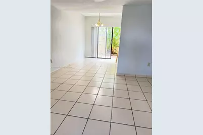 1701 W 42nd Pl #10, Hialeah, FL 33012 - Photo 5