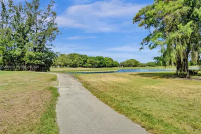 6301 N University Dr #302, Tamarac, FL 33321 - Photo 35