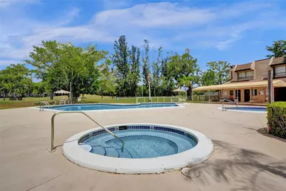 6301 N University Dr #302, Tamarac, FL 33321 - Photo 27