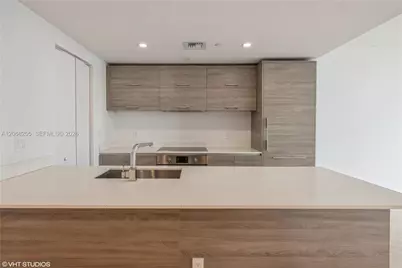1300 S Miami Ave #2504, Miami, FL 33130 - Photo 5