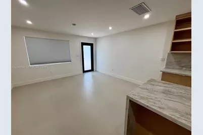 10821 SW 63rd St, Miami, FL 33173 - Photo 7