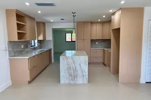 10821 SW 63rd St, Miami, FL 33173 - Photo 3