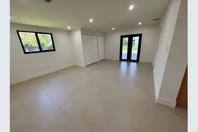 10821 SW 63rd St, Miami, FL 33173 - Photo 9