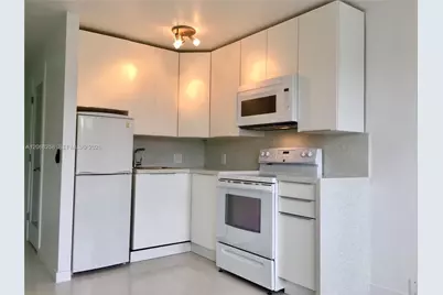 6484 Indian Creek Dr #205, Miami Beach, FL 33141 - Photo 11