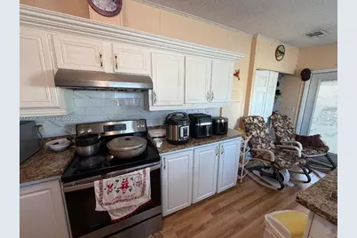 19800 SW 180th Ave Unit 569, Miami, FL 33187 - Photo 9