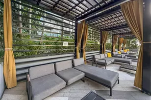 121 NE 34th St, Miami, FL 33137 - Photo 39
