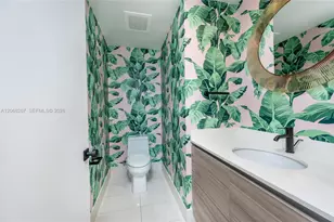121 NE 34th St, Miami, FL 33137 - Photo 7
