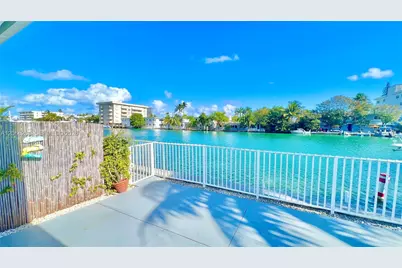 8227 Crespi Blvd #4, Miami Beach, FL 33141 - Photo 19