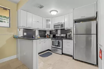 2400 Brickell Ave #107D, Miami, FL 33129 - Photo 9