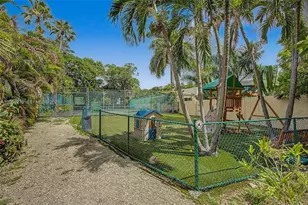 2400 Brickell Ave, Miami, FL 33129 - Photo 27