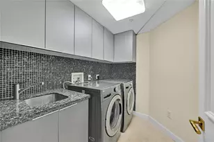 3370 Hidden Bay Dr, Aventura, FL 33180 - Photo 33