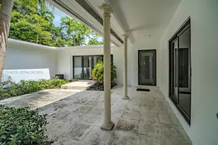 1825 Alamanda Dr, North Miami, FL 33181 - Photo 5
