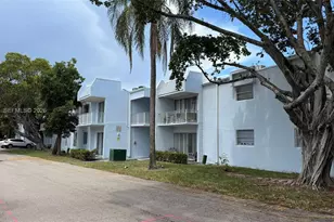 415 Executive Center Dr, West Palm Beach, FL 33401 - Photo 27