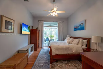 6918 SE Sleepy Hollow Ln, Stuart, FL 34997 - Photo 9