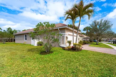 6918 SE Sleepy Hollow Ln, Stuart, FL 34997 - Photo 37