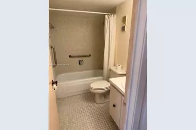 702 NW 87th Ave #213, Miami, FL 33172 - Photo 15