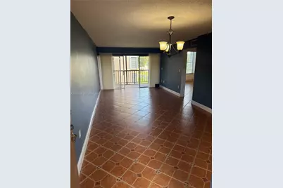 702 NW 87th Ave #213, Miami, FL 33172 - Photo 3