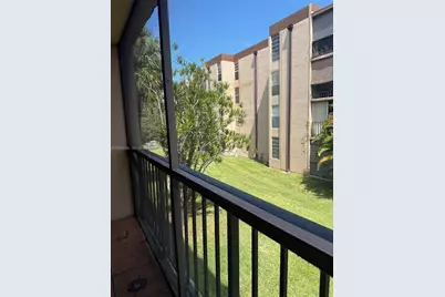702 NW 87th Ave #213, Miami, FL 33172 - Photo 9