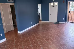 702 NW 87th Ave, Miami, FL 33172 - Photo 1