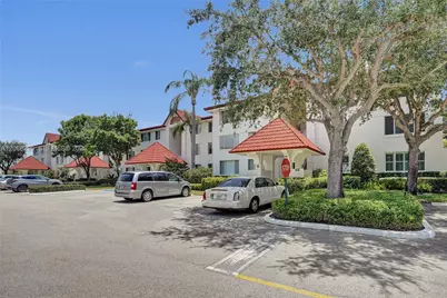 102 Half Moon Cir #C3, Hypoluxo, FL 33462 - Photo 17