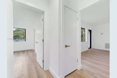 14545 Garden Dr, Miami, FL 33168 - Photo 19