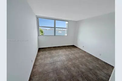 16546 NE 26th Ave #4B, North Miami Beach, FL 33160 - Photo 7