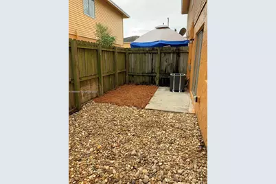 271 NE 12th Ave #271, Homestead, FL 33030 - Photo 9