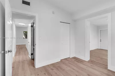 11445 SW 43rd Ter, Miami, FL 33165 - Photo 15
