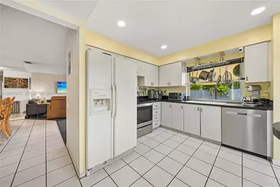 10331 SW 130th Ave, Miami, FL 33186 - Photo 9