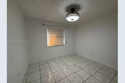 6540 W 26th Dr #24-60, Hialeah, FL 33016 - Photo 13