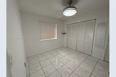 6540 W 26th Dr #24-60, Hialeah, FL 33016 - Photo 15