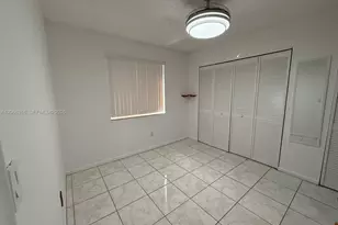 6540 W 26th Dr, Hialeah, FL 33016 - Photo 15