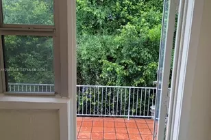 8215 Abbott Ave, Miami Beach, FL 33141 - Photo 17