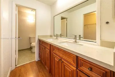 8555 NW 10th St #B106, Plantation, FL 33322 - Photo 11