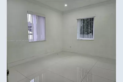 5810 SW 9th St, West Miami, FL 33144 - Photo 9