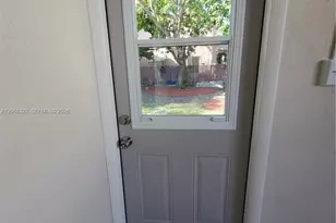 70 NW 33rd St, Miami, FL 33127 - Photo 43