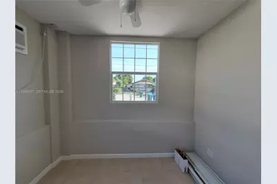 70 NW 33rd St, Miami, FL 33127 - Photo 29